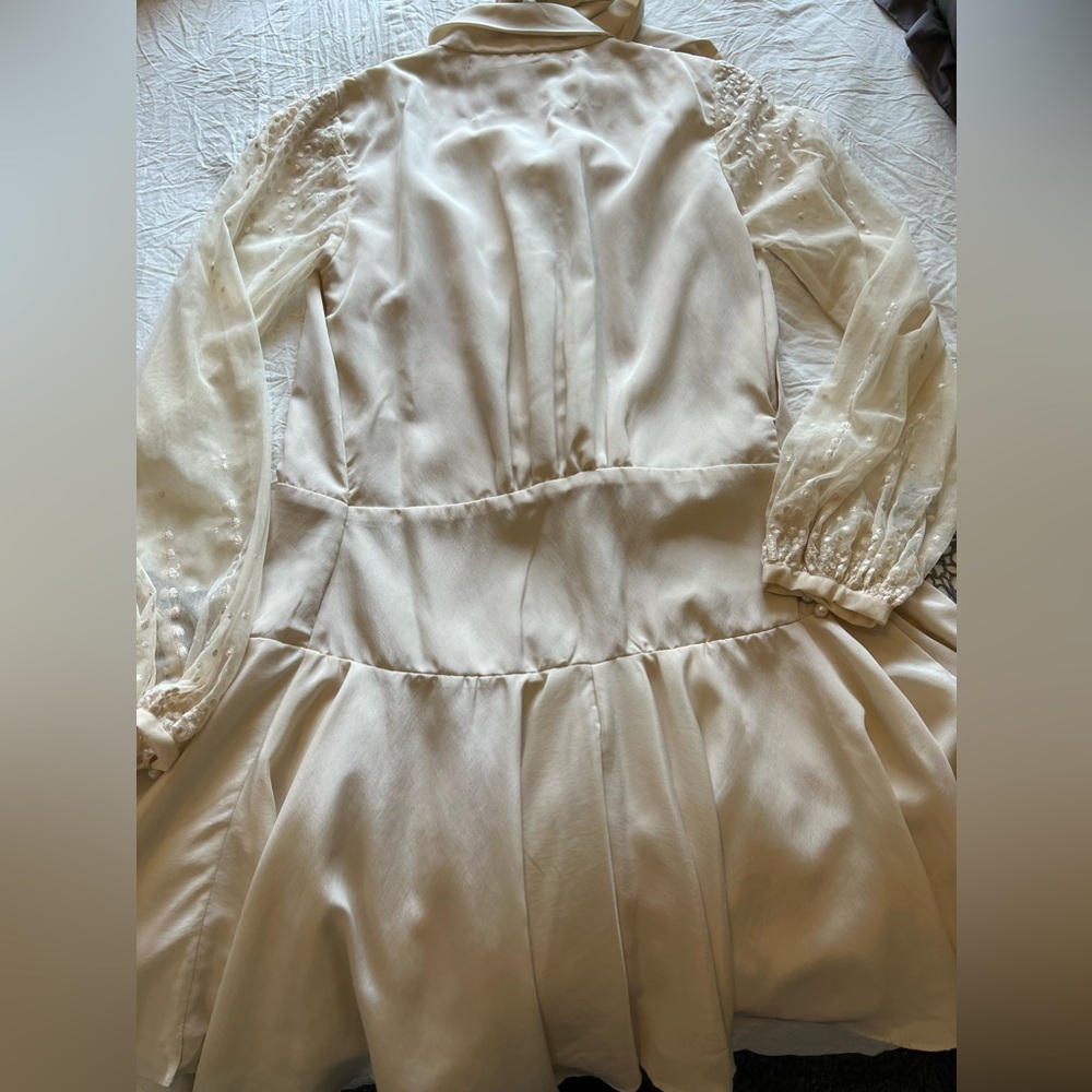 Bridal Robe! - Picture 7 of 8